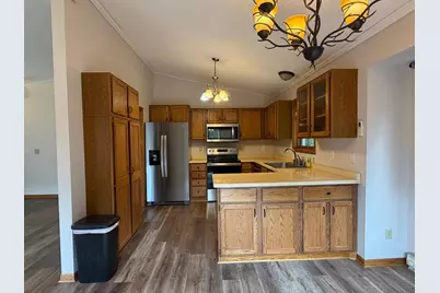 765 Adams Avenue SW, Bemidji, MN 56601 - Photo 5