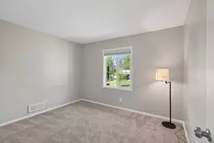 8423 Innsdale Ave S, Cottage Grove, MN 55016 - Photo 11