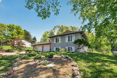 8423 Innsdale Avenue S, Cottage Grove, MN 55016 - Photo 1