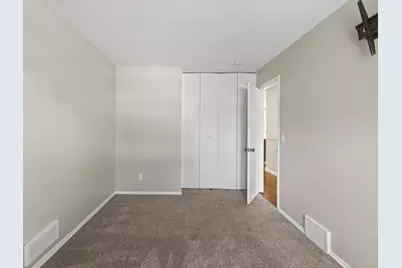 8423 Innsdale Avenue S, Cottage Grove, MN 55016 - Photo 13