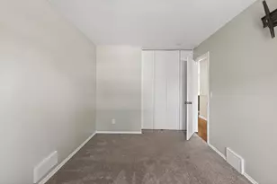 8423 Innsdale Ave S, Cottage Grove, MN 55016 - Photo 13
