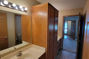1059 Manor Ct, Saint Cloud, MN 56303 - Photo 15