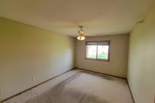 1059 Manor Ct, Saint Cloud, MN 56303 - Photo 17