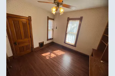 303 E Academy Street, Owatonna, MN 55060 - Photo 7