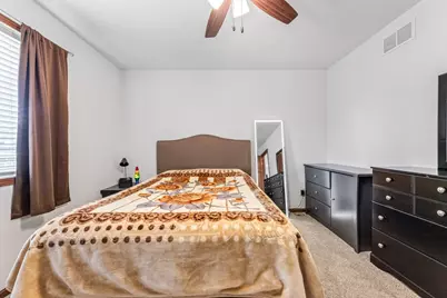 809 24th Avenue NW, Austin, MN 55912 - Photo 7