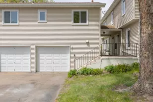 7440 Landau Curv, Bloomington, MN 55438 - Photo 3