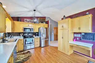 908 Lilac Ln, Little Falls, MN 56345 - Photo 5