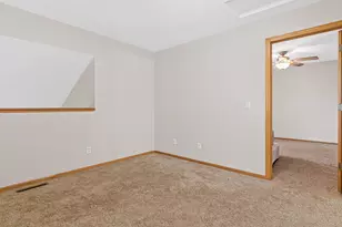 17980 Cobblestone Way, Eden Prairie, MN 55347 - Photo 17