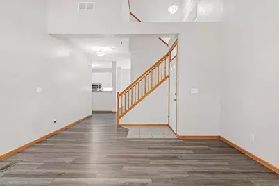 17980 Cobblestone Way, Eden Prairie, MN 55347 - Photo 7