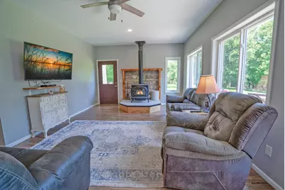 21033 125th Street NW, Sunburg, MN 56289 - Photo 25