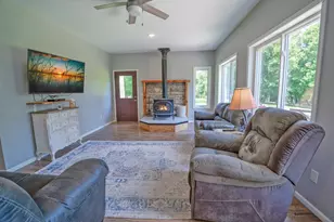 21033 125th St NW, Sunburg, MN 56289 - Photo 25