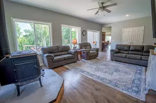 21033 125th St NW, Sunburg, MN 56289 - Photo 27