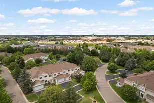 11200 Providence Ln, Eden Prairie, MN 55344 - Photo 3