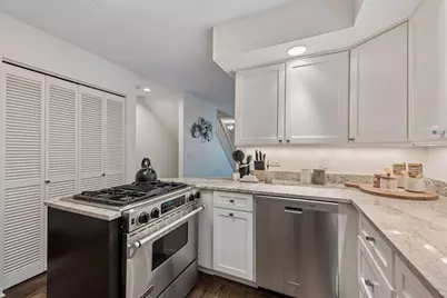 2726 Humboldt Avenue S #A, Minneapolis, MN 55408 - Photo 9