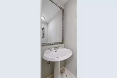 2726 Humboldt Avenue S #A, Minneapolis, MN 55408 - Photo 11