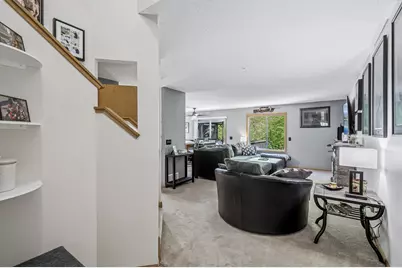 441 Pleasant Lane, Chaska, MN 55318 - Photo 5