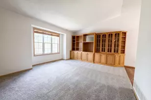 14734 Yosemite Ave S, Savage, MN 55378 - Photo 3