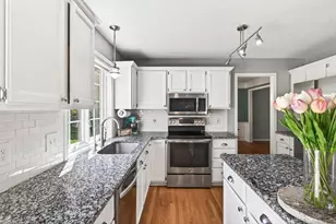 1807 Bromley Dr, Woodbury, MN 55125 - Photo 7