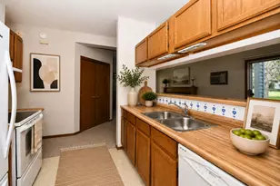 2901 32nd St S, Moorhead, MN 56560 - Photo 9