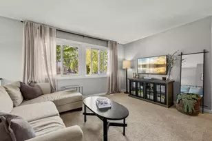 2123 Cliffview Dr, Eagan, MN 55122 - Photo 3
