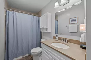 2123 Cliffview Dr, Eagan, MN 55122 - Photo 9