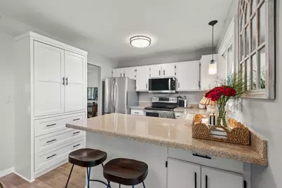 2123 Cliffview Drive, Eagan, MN 55122 - Photo 7