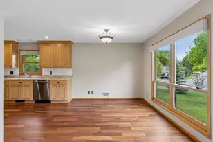 5105 Kimberly Rd, Minnetonka, MN 55345 - Photo 11