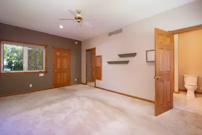 1524 Squirrels Nest Road, Kasota, MN 56050 - Photo 15