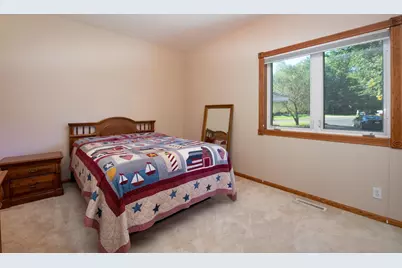 1524 Squirrels Nest Road, Kasota, MN 56050 - Photo 19