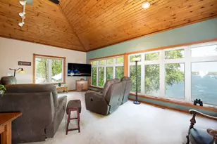 1524 Squirrels Nest Rd, Kasota, MN 56050 - Photo 7