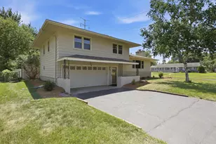 2919 64th Ave N, Brooklyn Center, MN 55430 - Photo 3