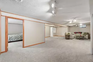 4107 White Bear Ave, White Bear Lake, MN 55110 - Photo 17