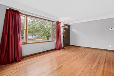 4936 Abbott Avenue N, Brooklyn Center, MN 55429 - Photo 17