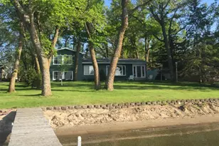 1158 S Shore Dr, Detroit Lakes, MN 56501 - Photo 1