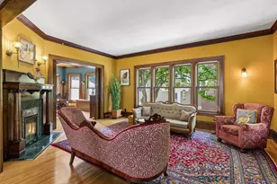 1929 James Ave S, Minneapolis, MN 55403 - Photo 11