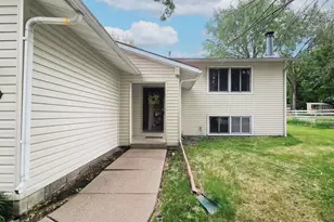 1150 Glendon St N, Maplewood, MN 55119 - Photo 5