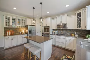2442 Lacy Ln, Victoria, MN 55386 - Photo 9