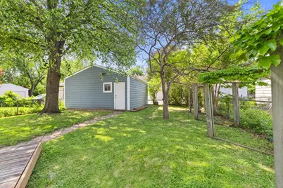 836 Minnehaha Avenue W, Saint Paul, MN 55104 - Photo 33