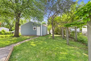 836 Minnehaha Ave W, Saint Paul, MN 55104 - Photo 33