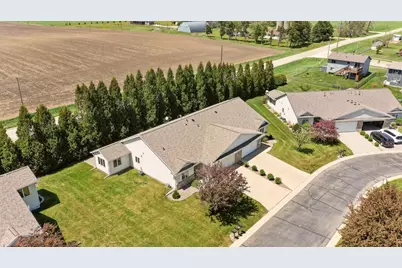 612 15 1/2 Avenue NW, Kasson, MN 55944 - Photo 3