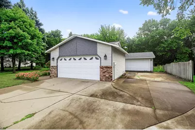 8320 Cooper Way, Inver Grove Heights, MN 55076 - Photo 3