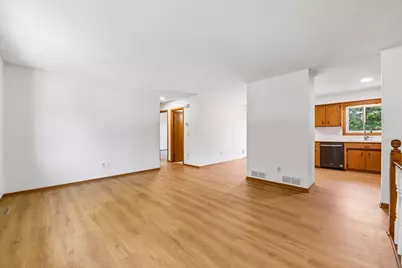 6990 Redwing Lane, Chanhassen, MN 55317 - Photo 5