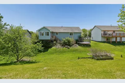 2711 Hilltop Lane, River Falls, WI 54022 - Photo 19