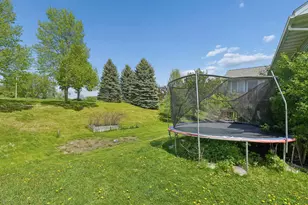 2711 Hilltop Lane, River Falls, WI 54022 - Photo 21