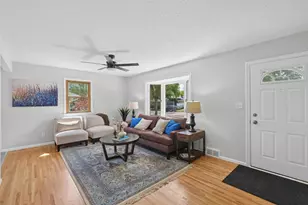 2203 Maryland Ave E, Saint Paul, MN 55119 - Photo 3