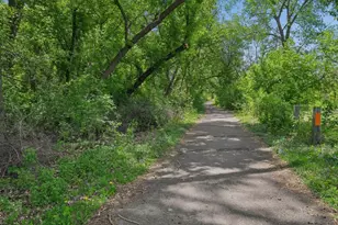 2203 Maryland Ave E, Saint Paul, MN 55119 - Photo 15