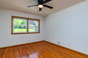 2843 Churchill St, Roseville, MN 55113 - Photo 21