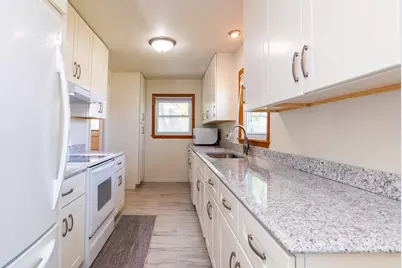 2843 Churchill Street, Roseville, MN 55113 - Photo 13