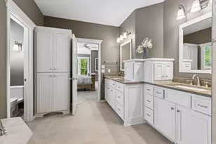 10879 Bent Water Ln, Woodbury, MN 55129 - Photo 33