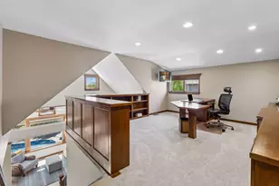 10879 Bent Water Ln, Woodbury, MN 55129 - Photo 25